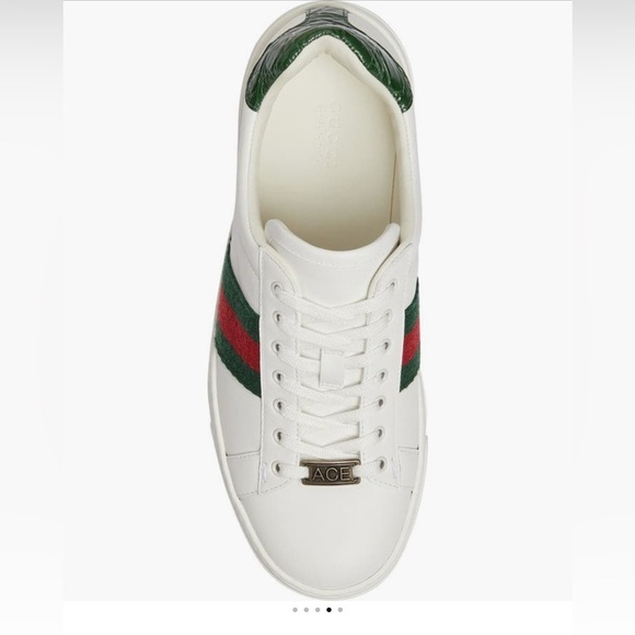 Gucci
Men's Gucci Ace Leather Sneakers - Picture 4 of 16